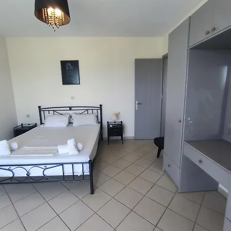 Aussie * ארגוסטולי